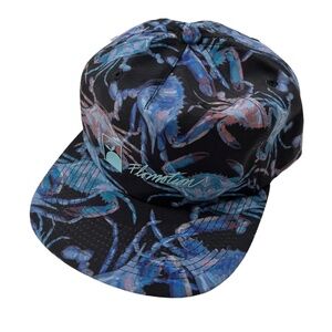NWOT Flomotion Crab Print Hat